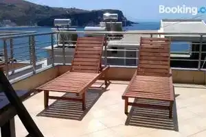 Vila Kosteli, Himare