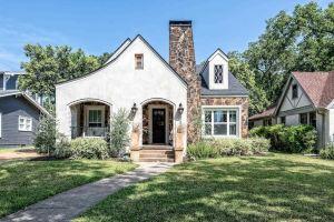Waco Vacation R...Iraffe House 4 Bedroom Home, Waco