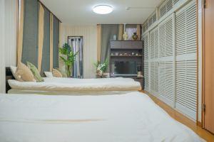 15 mins direct from Asakusa Skytree Airport to suzuki7 Hotel, Funabashi