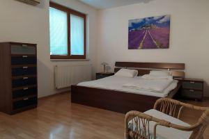Kate&Jenny-Two-Level Apartment Old Town, Bratislava