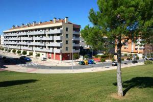 Apartamento Italia Piscina Aire Acondicionado Terraza y Vistas montaña Ideal Para Mascotas, Logrono