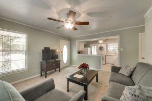 Longhorn Estate- 3 Bd Home Apartments, Arlington