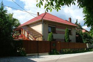 Akacfa Vendeghaz Hotel, Felsotarkany