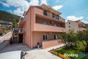 Libra Apartments, Tivat