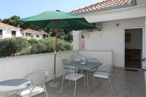 Apartment Marina 1855, Postira