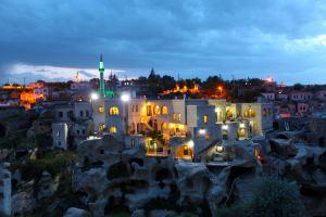 Blue Valley Cave Hotel, Ayvali