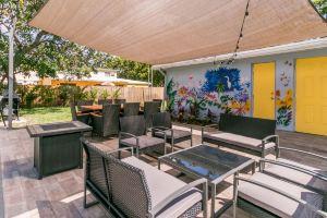 Hollywood Castle Palace Hotel, Hollywood