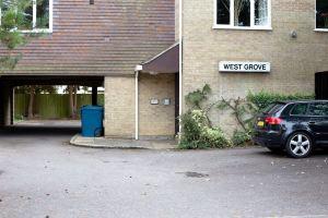Sunny Summertown Apartment for 3 with Parking, Oxford