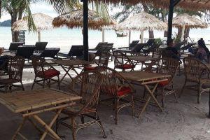 Otres Camp Bar and Restaurant, Sihanoukville