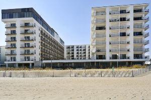Henlopen Unit 207 by Long & Foster Hotel, Rehoboth Beach