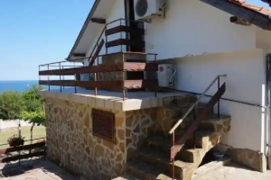 Sanbar Villa, Golden Sands