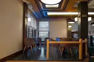 Nov Hotel, Tirana