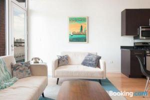 Sonder — Lincoln Park Hotel, Chicago