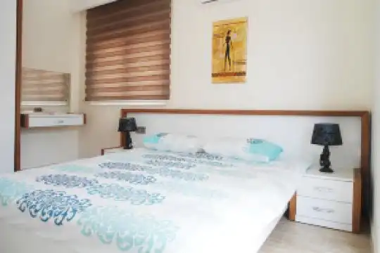 Solaris Apartment, Kargicak