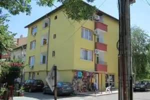 Irina Rooms, Primorsko