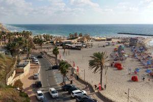Amazing Apartment for 3 Guests Steps from the Beach, Netanya