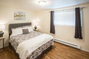 Crockett Rocket - Heart of - Sleeps 12 Hotel, Seattle