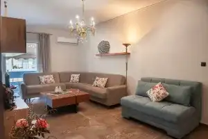 Adell's Home Apartments, Preveza