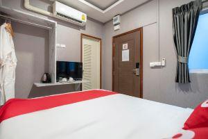 OYO 751 Vandee Guesthouse, Cha-Am