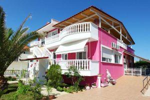 Nereids Apartments and Studios, Chrysi Ammoudia