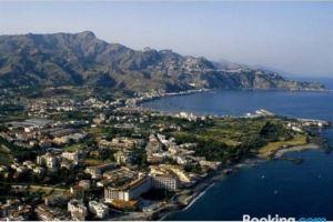 Appartamento Glass Cinquecento Apartments, Giardini-Naxos