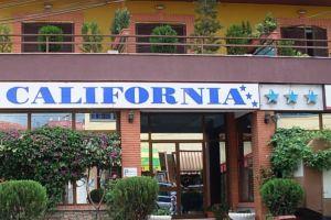 Hotel California, Tirana