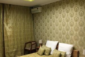 Erzi Club Hotel, Moscow