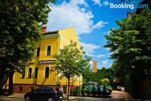 BL Luxus Apartman, Szeged