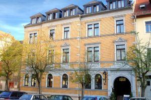 Die Sonne — Zimmer & Apartments, Weimar
