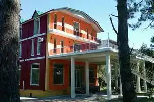 Unikala, Ureki