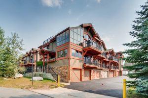 Best Condo in the Penthouse at Marina Park 3 Bd 3 5BA by RedAwning, Frisco