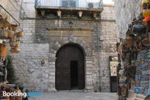 Sisters Residence Apart-hotel, Bari