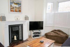 Bright 3 Bedroom House in East, Oxford