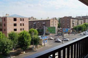 Metro Apartment, Yerevan
