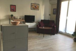 Studio Vieux-port, With Wonderful City View, Furnished Balcony and Wif, Marseille