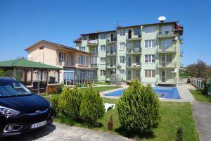Apartments and Guest Rooms "Green House", Kranevo