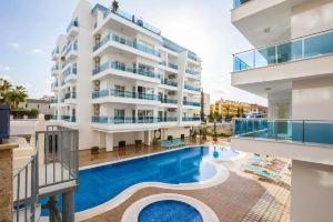 Elite Life Residence 4 Apartments, Avsallar