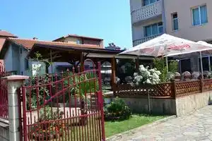 Saint George Family Hotel, Lozenets