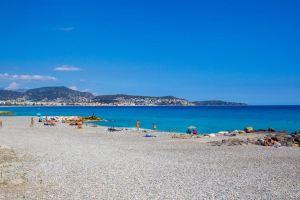 Beautiful Apartment by the Sea Front, Nice