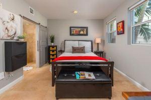 The Fountain 202 - One Bedroom Condo, Miami Beach