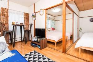 Sunny and Comfortable Hostel /42/2Br, Osaka
