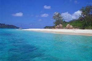 Tropical Paradise Hotel, Anse Volbert Village