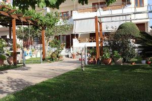 Contemporary 2 Bedroom Apt 5 Min Walk from Center, Kissamos