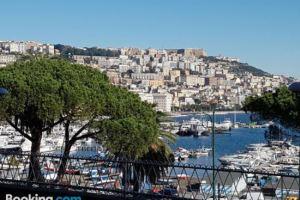 Napoli Lungomare Caracciolo Mon Amour, Naples