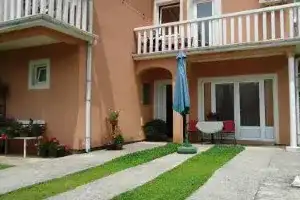 Nada Jablan's Studios, Herceg Novi
