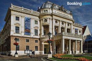Lucas Apartment - Self Check-IN, Bratislava