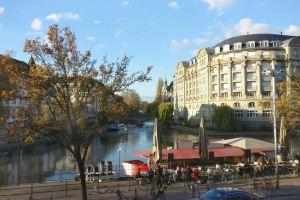 Quai des Pêcheurs - Vue Cathedrale Hotel, Strasbourg