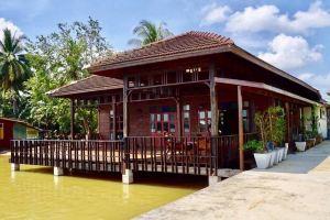 Coco Hut Hotel, Surat Thani City
