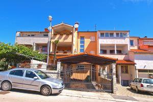 Apartments Oriana 898, Pula