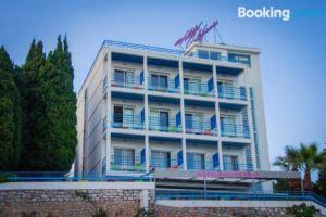 Hôtel California, Le Lavandou